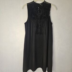 CHELSEA29 sz XS Lined Black Aline Dress Crotchet Button Closure